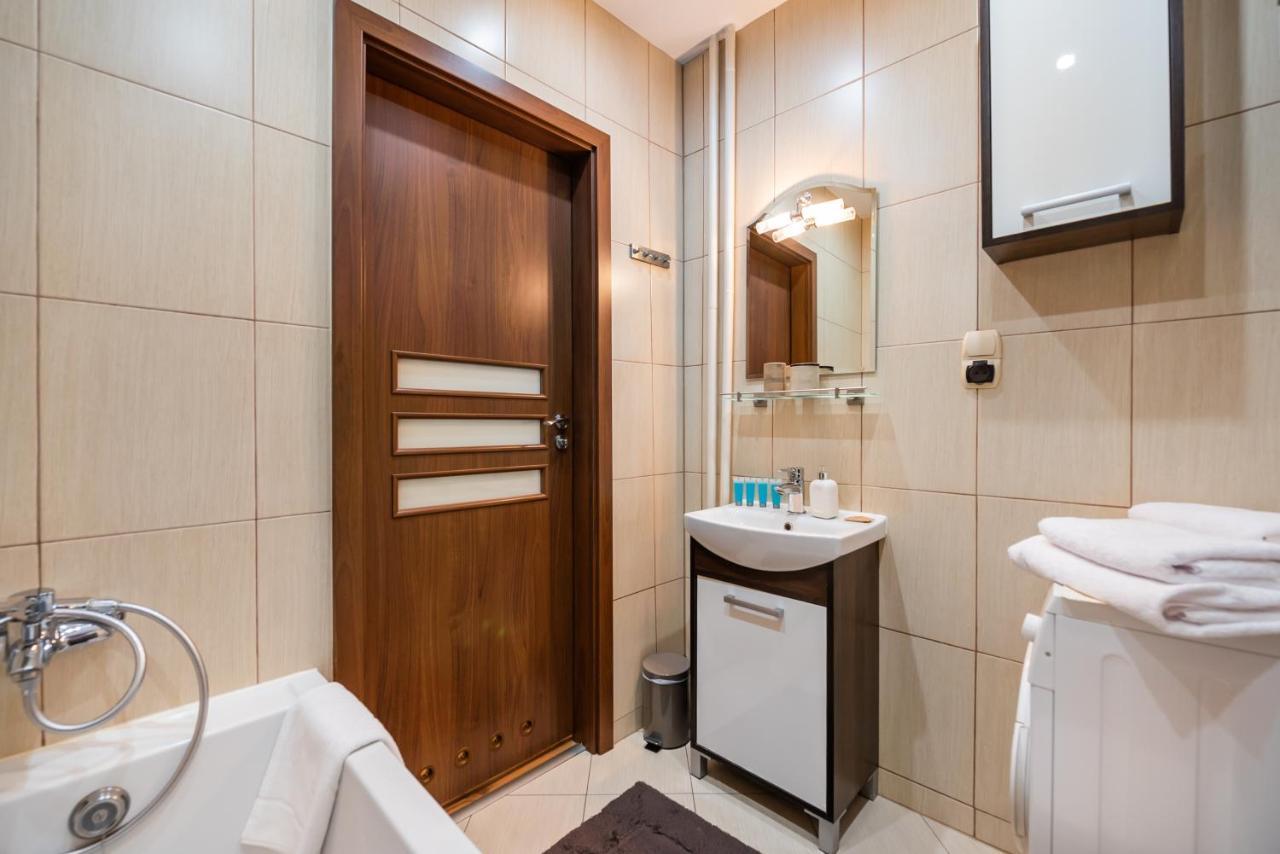 Ogrodowa Warm Wood Apartment Варшава Екстериор снимка