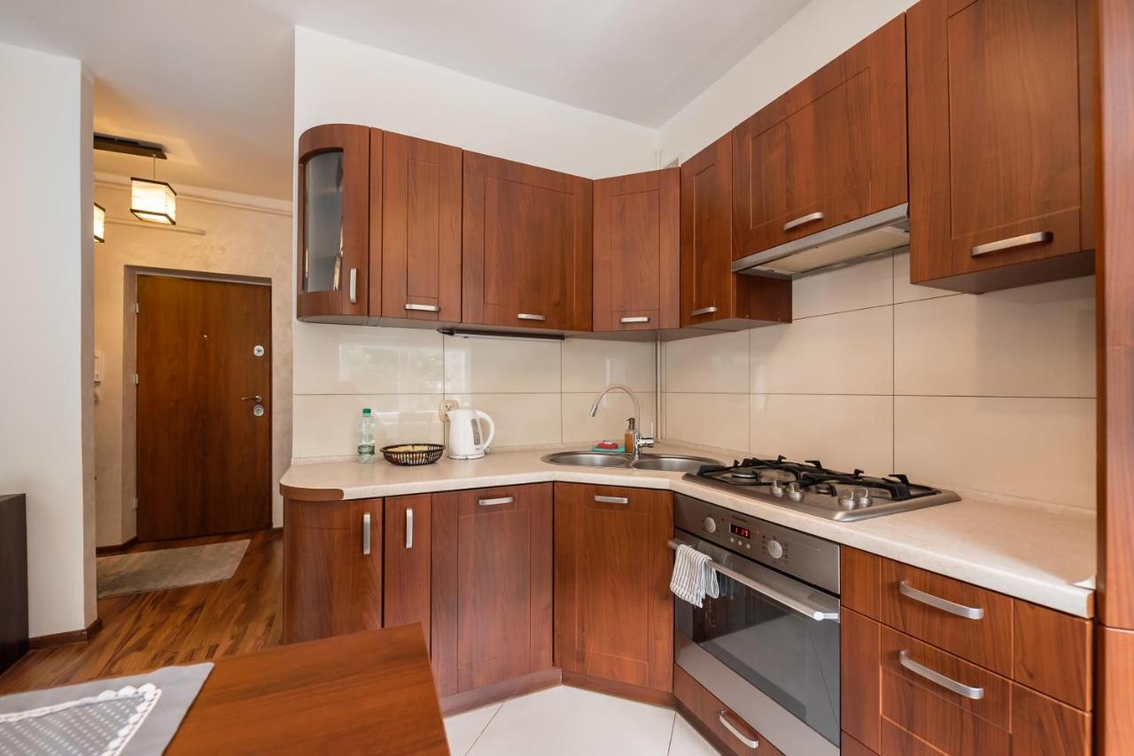 Ogrodowa Warm Wood Apartment Варшава Екстериор снимка