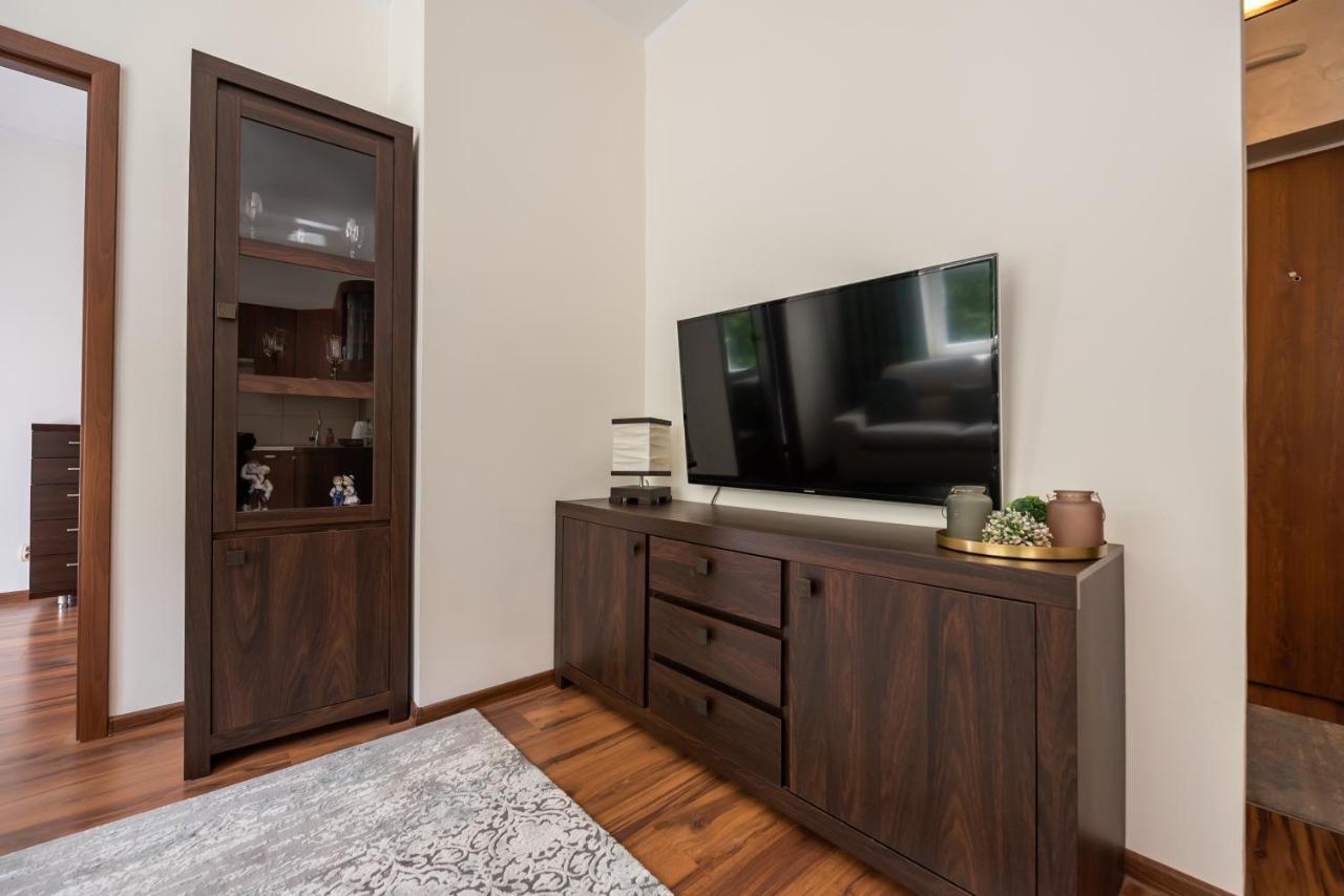 Ogrodowa Warm Wood Apartment Варшава Екстериор снимка